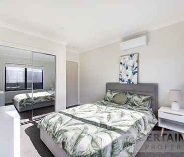 Brand New Ensuite Rooms Available – Sought-After Clyde North Location - Photo 4