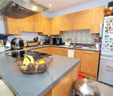 2 bedroom apartment to rent - Photo 6