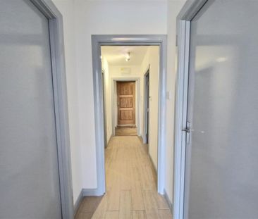 Flat 1, 30 Park Lane, Wembley. - Photo 1