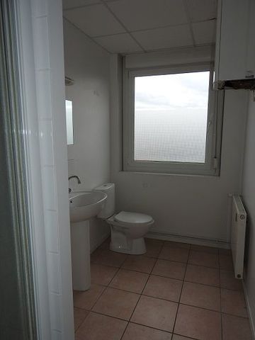 Location Appartement 2 pièces 51m² LONGWY 54400 - Photo 3