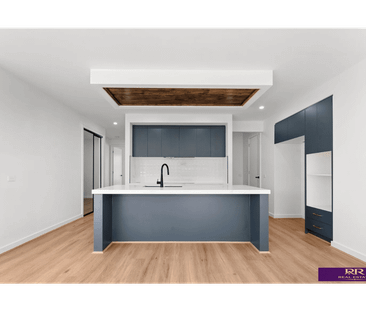Modern Family Living in a Convenient Strathtulloh Location - Photo 6