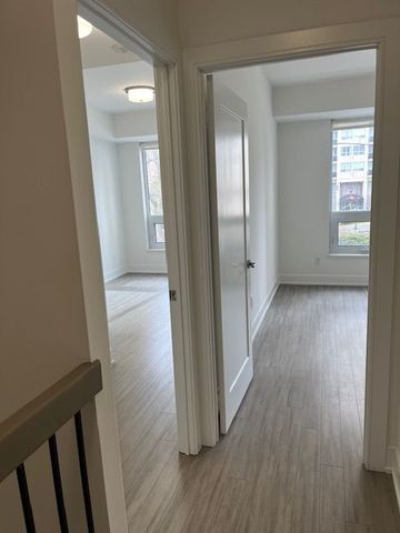 For Lease - 310 Tweedsmuir Avenue Unit# Th2, Toronto, Ontario - Photo 4