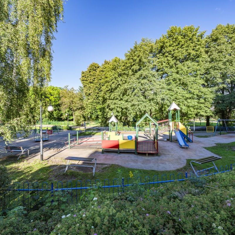 Mieszkanie na wynajem 2 pokoje, balkon - Photo 1