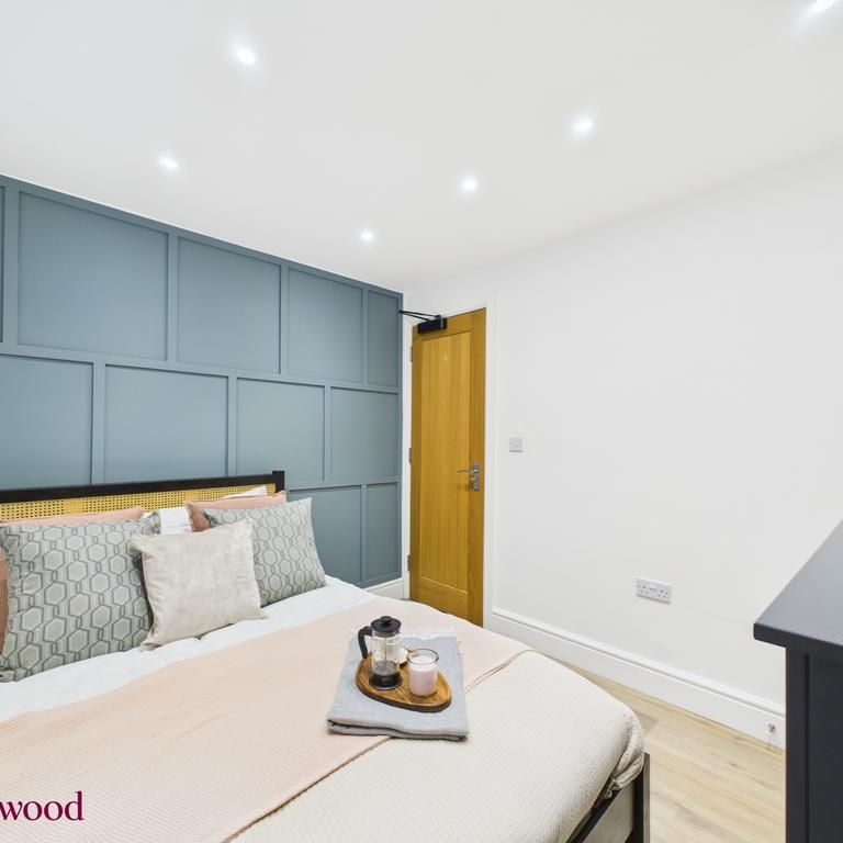 1 bedroom in a house share to rent - Photo 1