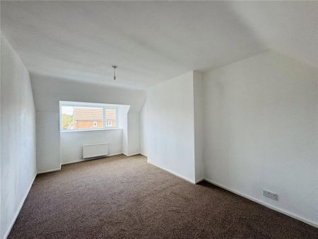2 bedroom semi-detached house to rent - Photo 3