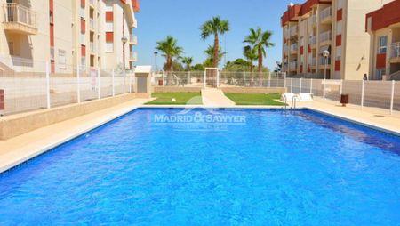 Two bedroom apartment with private solarium in Lomas de Cabo Roig - Photo 3