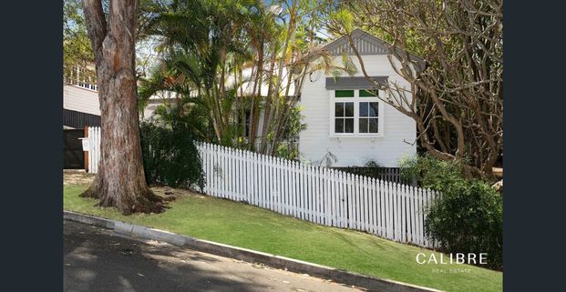 Affordable Auchenflower Queenslander! - Photo 1