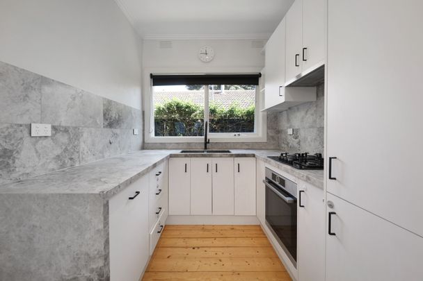 1/3 Barrani St, Bentleigh East VIC 3165 - Townhouse For Rent | Domain - Photo 1