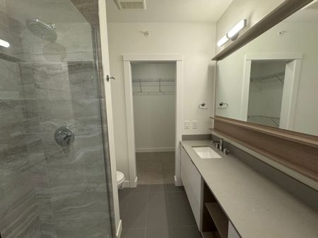 5th Floor Condo in Upper Montrose Building - Photo 5