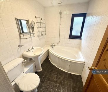 2 bedroom detached house to rent - Photo 5