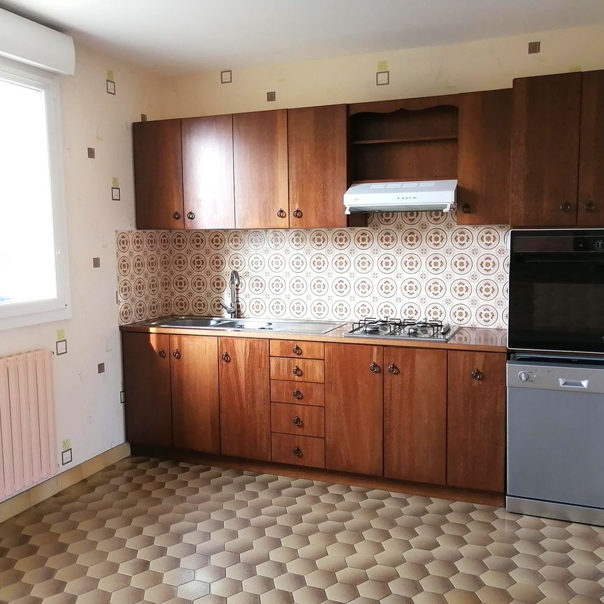 Location / Maison T4 - Photo 1