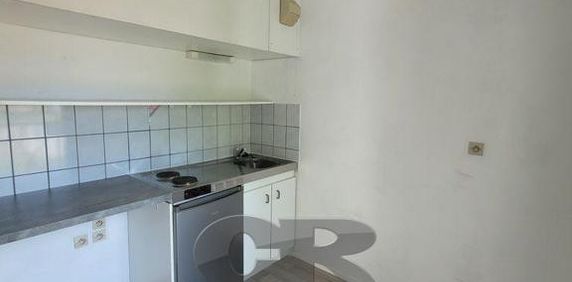 Location Appartement 1 pièce 32m² VANDOEUVRE LES NANCY 54500 - Photo 2