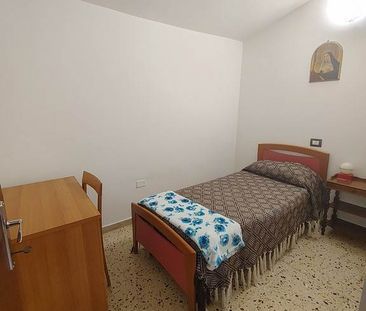 Appartamento con 2 camere ammobiliato - Photo 5