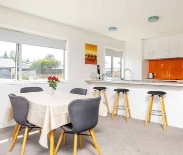 MASTERTON - 2 BEDROOMS - Photo 2