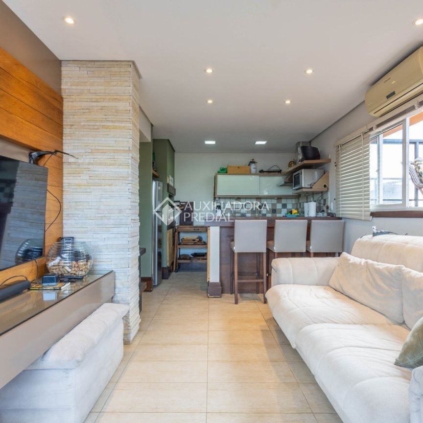 Cobertura com 2 quartos e 167m² para alugar em Passo d'Areia, Porto Alegre. - Photo 1