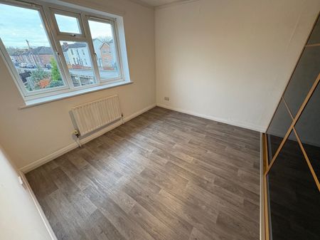 Brampton Close - Photo 4