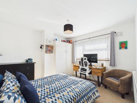 3 bedroom terraced house to rent - Photo 4