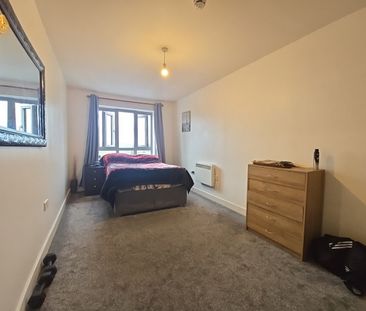 2 Bed Flat, Norwood Road, RG1 - Photo 3