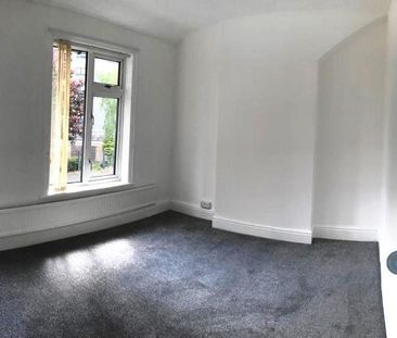 2 bedroom end of terrace house to rent - Photo 2