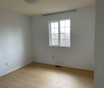 For Lease - 51 Morningmist Street, Brampton, Ontario - Photo 5