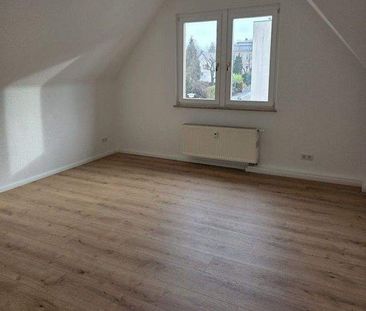 Wunderschöne Wohnung mit guter Raumaufteilung in ruhiger Lage - Foto 2