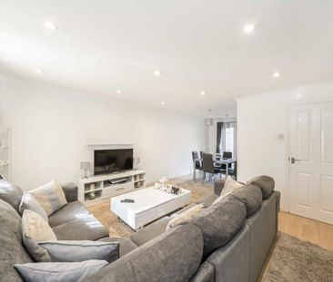 Poplar Grove, N11, London - Photo 1