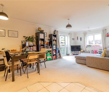 2 bedroom flat to rent - Photo 6