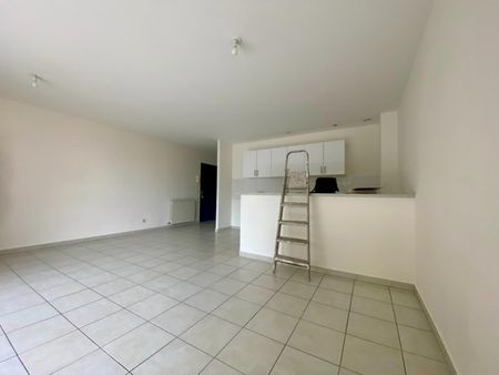 « ROQUEMAURE - APPARTEMENT T3 71.62M² AVEC TERRASSE » - Photo 4