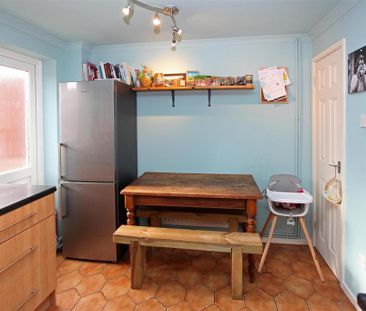 2 bedroom terraced house to rent - Photo 6