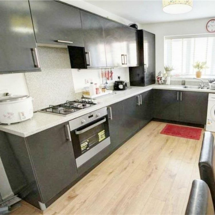 3 bedroom detached house to rent - Photo 1