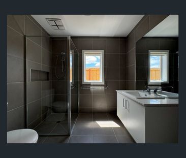 FULLY COMPLIANT, BRAND-NEW ALL-ELECTRIC HOME – MOVE IN & START SAVING! - Photo 5