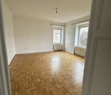 WG fähig: Attraktives 2,5-Zimmer-Domizil in Kapellenstraße: Neu san... - Photo 3