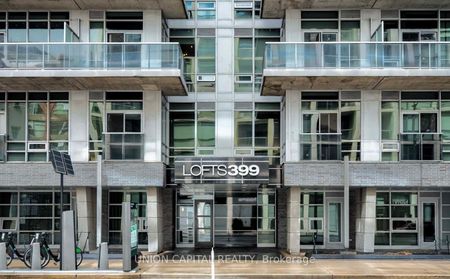 Lofts 399 , #816 - Photo 3