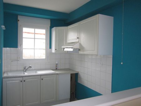 MAISON CHAUVIGNY - PLEIN CENTRE RESIDENCE VILLAGE DE LA VARENNE - Photo 4