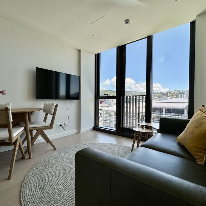 One Bedroom Apartment With Sun and Views - Photo 1