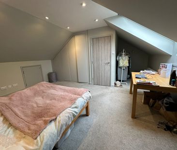 4 Bed Semi-Detached House, Rodenhurst Road, SW4 - Photo 6