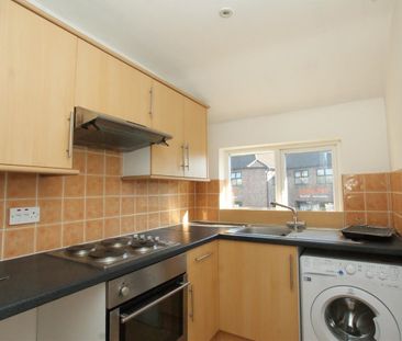 Molesey Road, Surrey - Photo 3