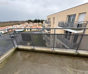Location Appartement T2 avec parking et balcon - Photo 4