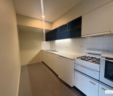 Freshly Painted One-Bedroom Apartment with Spacious Living & Balcony - Photo 6