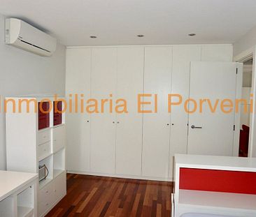 Luxury 4 room Detached House for rent in Torrent, Spain - Photo 1