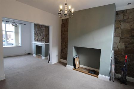 2 bedroom terraced house to rent - Photo 4