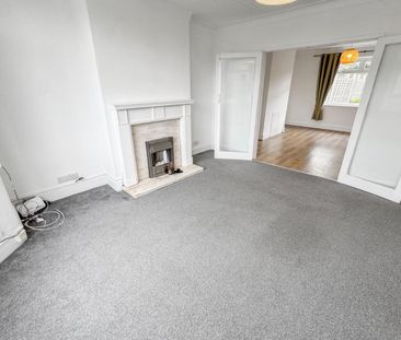 3 bedroom House To Let - Photo 2