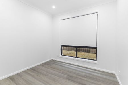 Modern Elegance and Effortless Comfort in Peaceful Gilead - RENT INCL BILLS - Photo 5