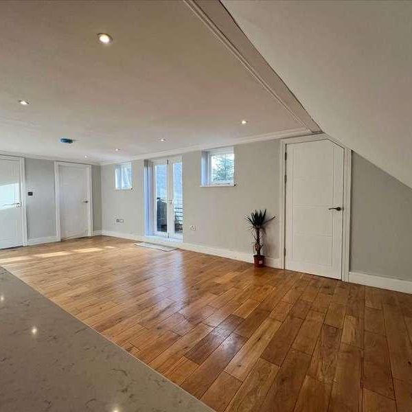 Castlebar Road, Ealing, Ealing, W5 - Photo 1