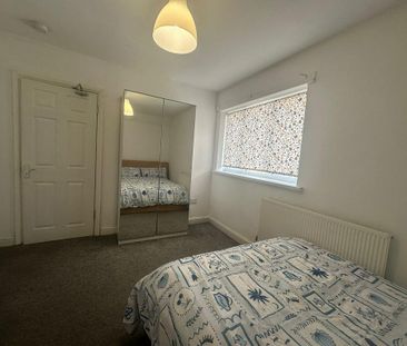 4 bedroom house of multiple occupation to rent - Photo 3