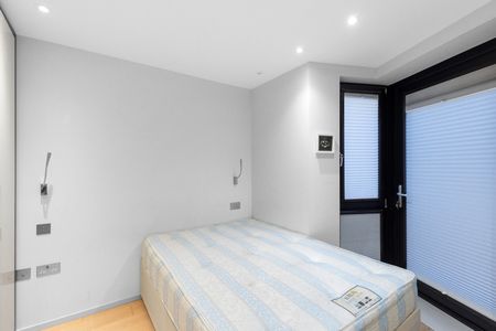 2 Bed Flat, Seven Sisters Road, N7 - Photo 2