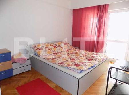 Apartament cu 4 camere decomandate, 110 mp, garaj, parcare, zona Spitalului de Recuperare - Photo 2