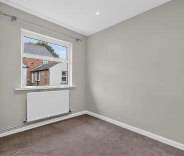10 Earls Court, Bethany Street, Ballyhackamore, Belfast, BT4 3FA - Photo 5