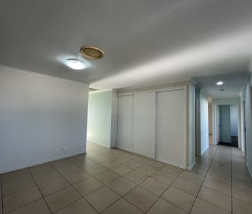 3 bedroom unit in the CBD - Photo 2