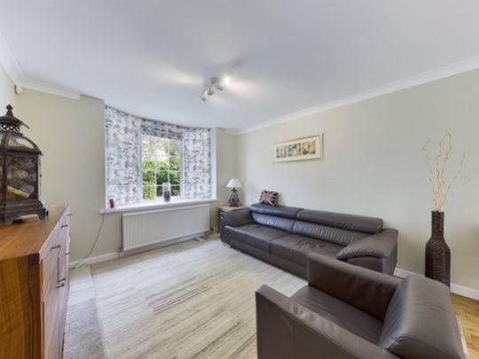 Tudor Lodge Road, Cheltenham, Gloucestershire, GL50 - Photo 1
